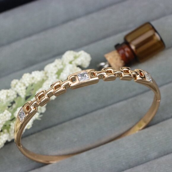 Elegant Rose Gold Bangle with Geometric Charm and Crystal Accents, XPBL0474 - Picture 10 of 12